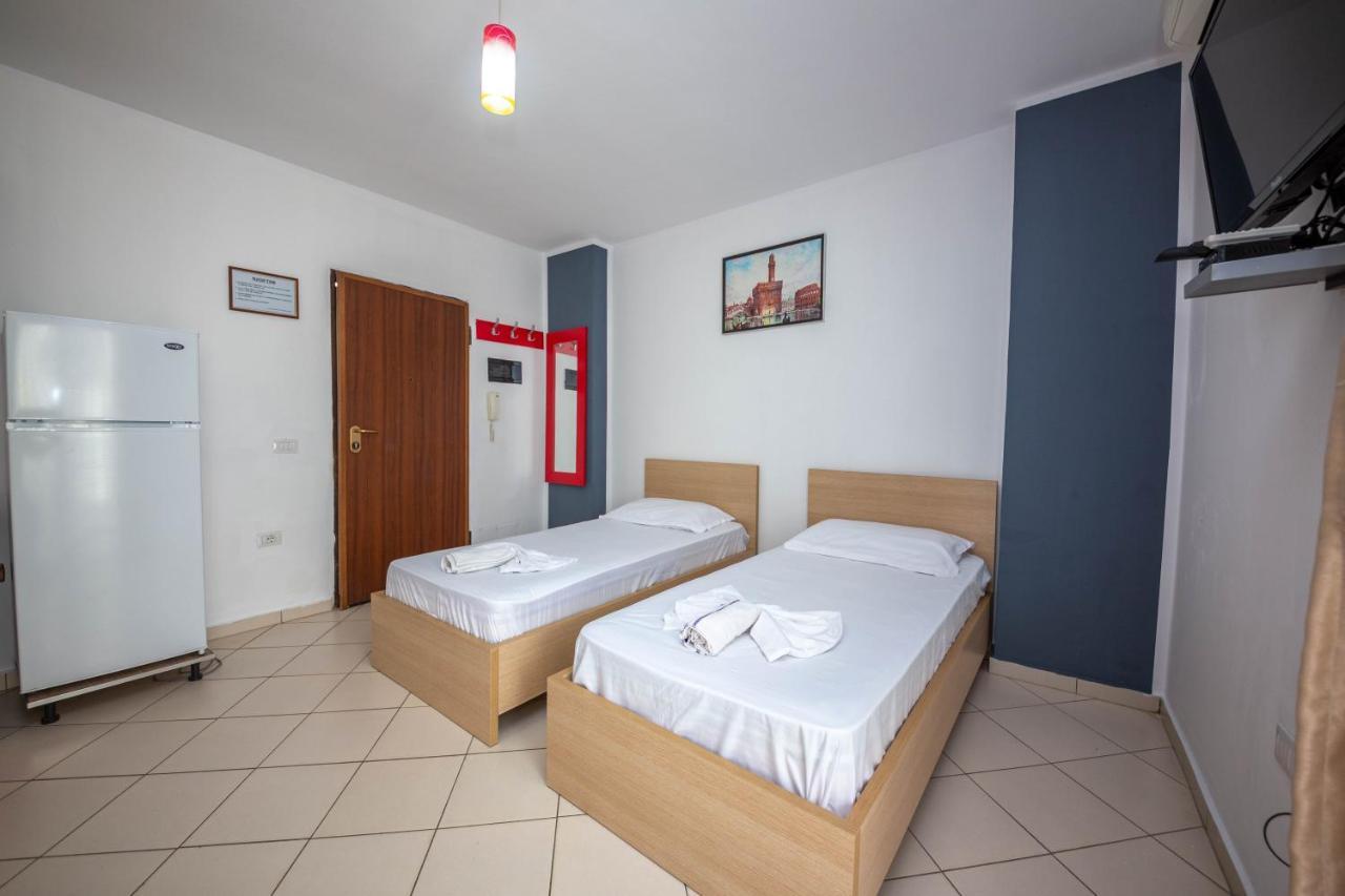 Hotel Vera Kryemedhej Экстерьер фото