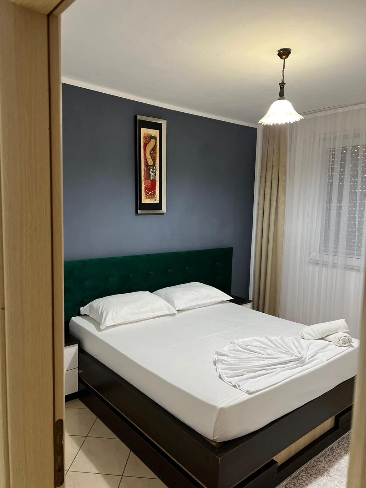 Hotel Vera Kryemedhej Экстерьер фото